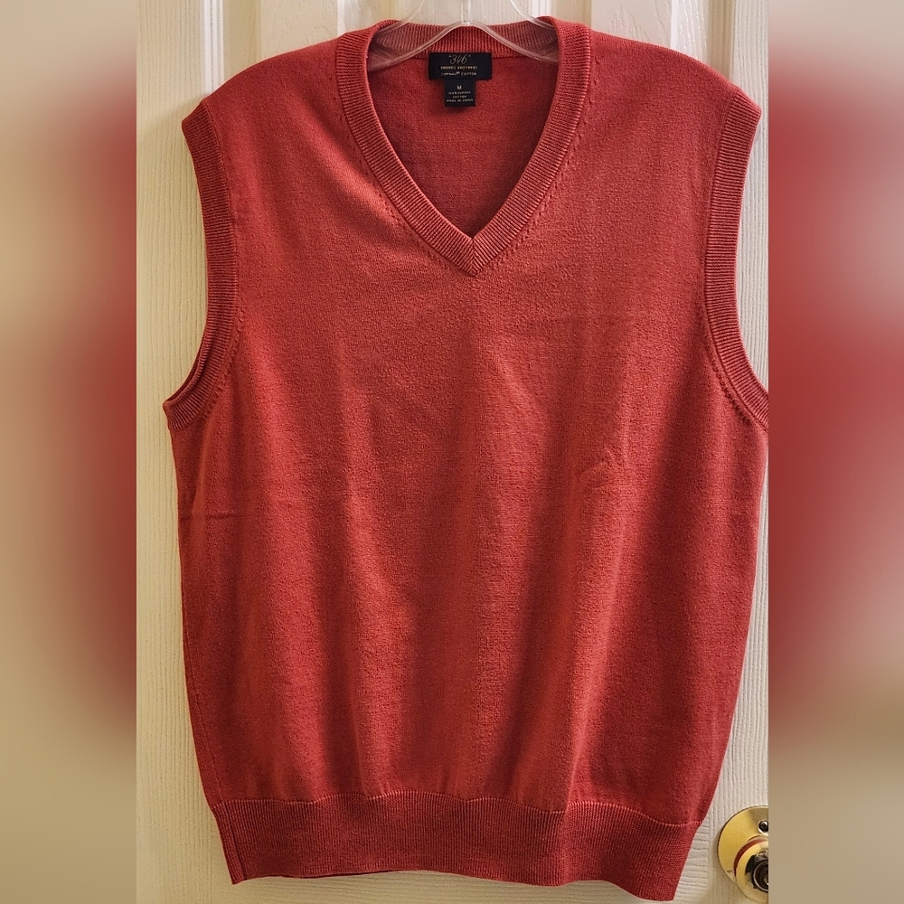 Brooks Brothers V-Neck Vest in Heathered Rose 100 % Supima Cotton SIZE Medium